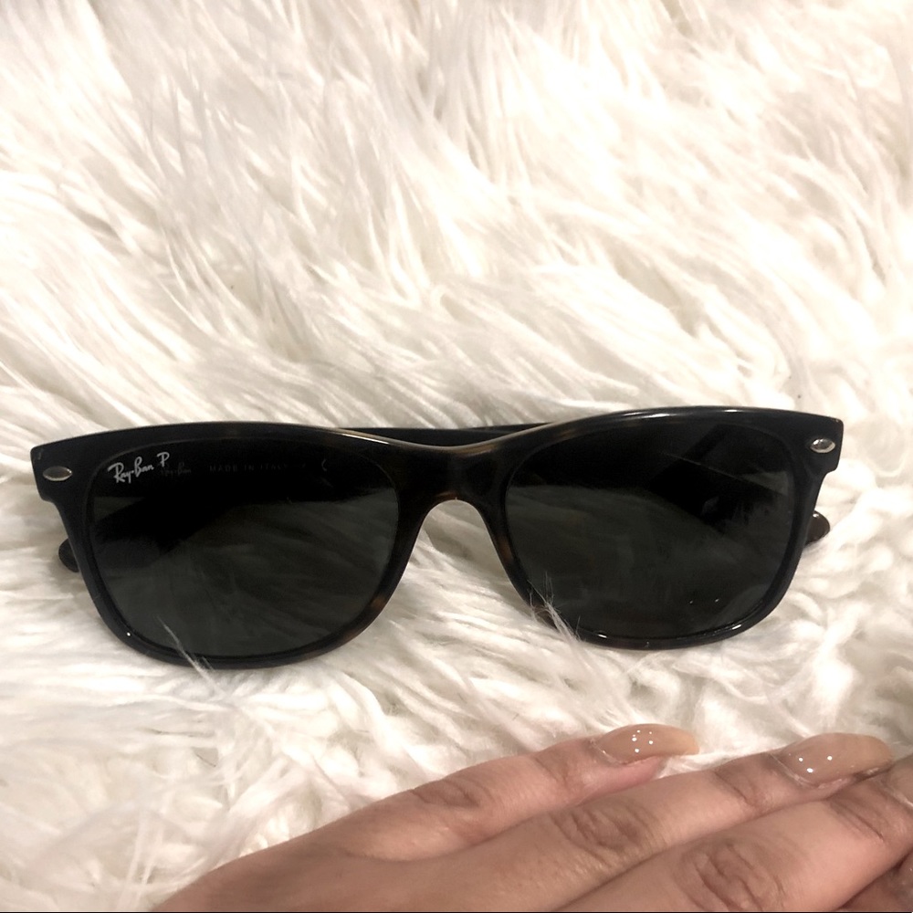 Ray-ban leopard shades